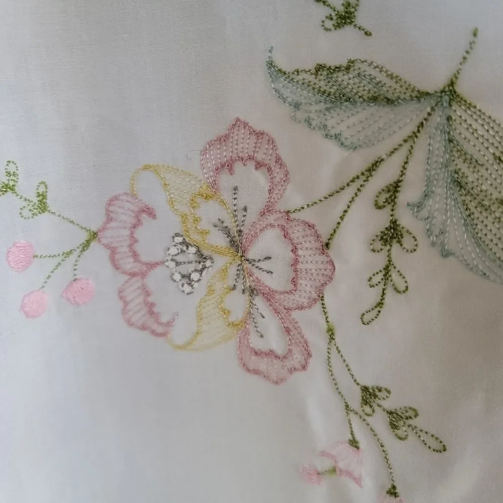 Vintage window treatment 1 single panel floral embroidery white cottagecore coun
